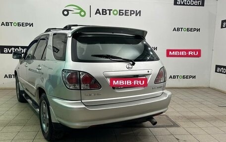 Lexus RX IV рестайлинг, 2001 год, 672 000 рублей, 3 фотография