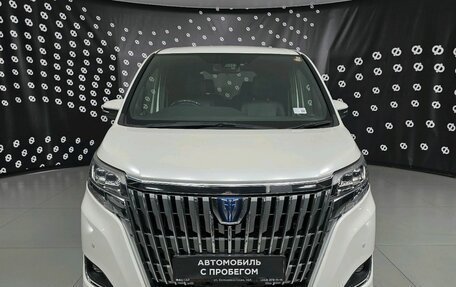 Toyota Esquire I, 2017 год, 2 170 000 рублей, 2 фотография