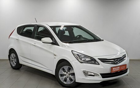 Hyundai Solaris II рестайлинг, 2016 год, 990 000 рублей, 3 фотография