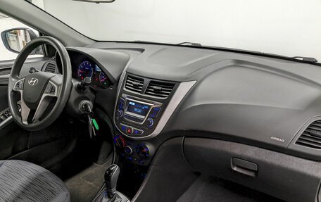 Hyundai Solaris II рестайлинг, 2016 год, 990 000 рублей, 19 фотография