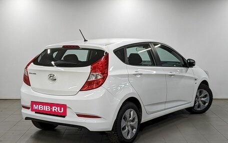 Hyundai Solaris II рестайлинг, 2016 год, 990 000 рублей, 5 фотография