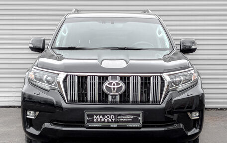 Toyota Land Cruiser Prado 150 рестайлинг 2, 2018 год, 6 200 000 рублей, 3 фотография