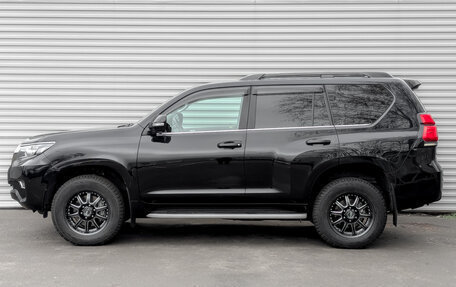 Toyota Land Cruiser Prado 150 рестайлинг 2, 2018 год, 6 200 000 рублей, 9 фотография