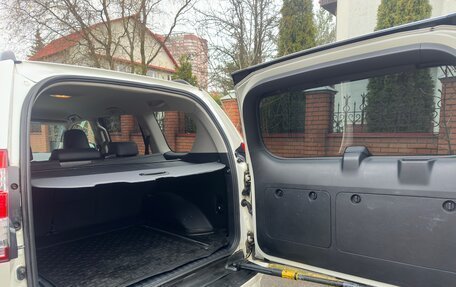 Toyota Land Cruiser Prado 150 рестайлинг 2, 2016 год, 3 980 000 рублей, 18 фотография