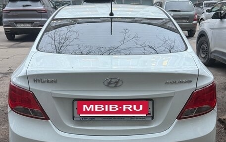 Hyundai Solaris II рестайлинг, 2015 год, 730 000 рублей, 4 фотография