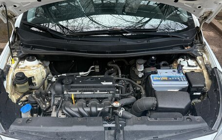 Hyundai Solaris II рестайлинг, 2015 год, 730 000 рублей, 14 фотография