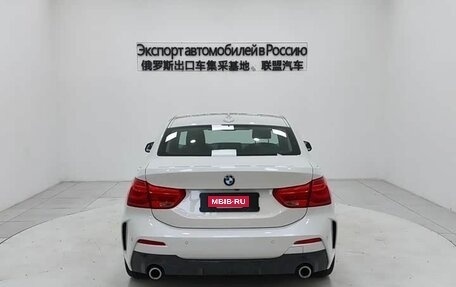 BMW 1 серия, 2022 год, 1 900 000 рублей, 6 фотография
