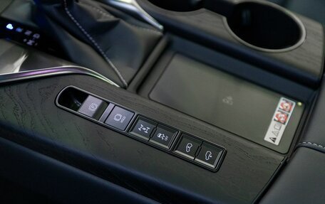 Lexus LX, 2025 год, 21 500 000 рублей, 19 фотография