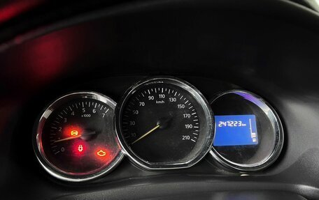 Renault Logan II, 2014 год, 600 000 рублей, 14 фотография