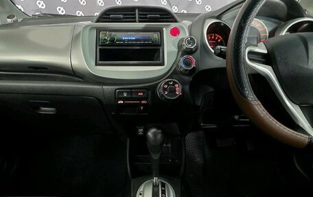 Honda Fit III, 2010 год, 515 000 рублей, 13 фотография