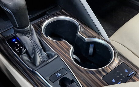 Toyota Camry, 2019 год, 2 650 000 рублей, 21 фотография