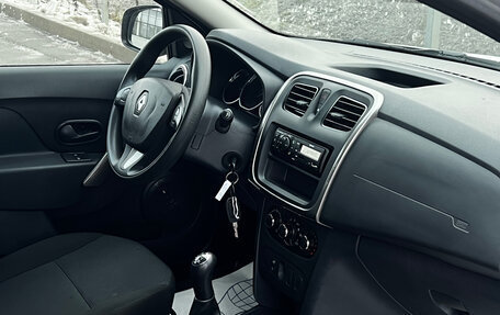 Renault Sandero II рестайлинг, 2016 год, 850 000 рублей, 14 фотография