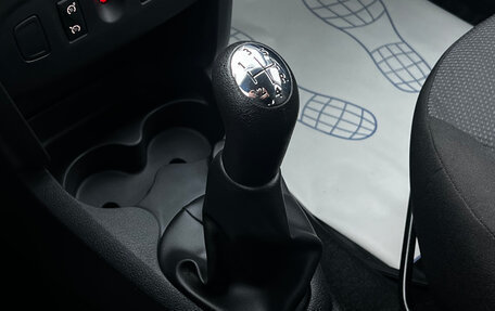 Renault Sandero II рестайлинг, 2016 год, 850 000 рублей, 21 фотография