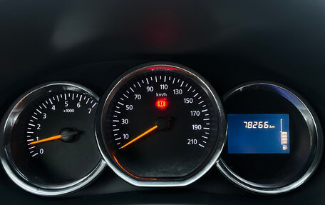 Renault Sandero II рестайлинг, 2016 год, 850 000 рублей, 22 фотография