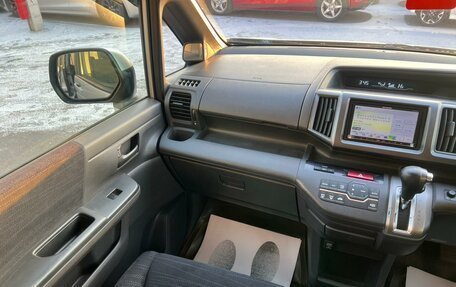 Honda Stepwgn IV, 2012 год, 1 599 000 рублей, 14 фотография