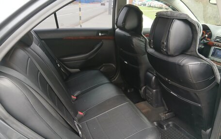 Toyota Avensis III рестайлинг, 2006 год, 830 000 рублей, 5 фотография