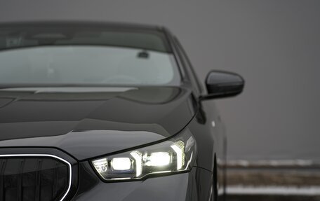 BMW 5 серия, 2025 год, 9 975 000 рублей, 4 фотография