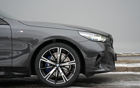 BMW 5 серия, 2025 год, 9 975 000 рублей, 12 фотография