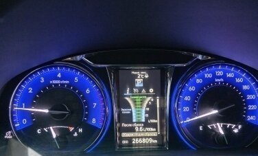 Toyota Camry, 2017 год, 2 049 000 рублей, 2 фотография