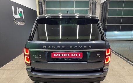 Land Rover Range Rover IV рестайлинг, 2018 год, 6 900 000 рублей, 5 фотография