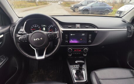 KIA Rio IV, 2022 год, 1 980 000 рублей, 10 фотография