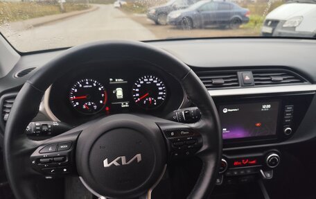 KIA Rio IV, 2022 год, 1 980 000 рублей, 14 фотография