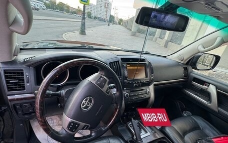 Toyota Land Cruiser 200, 2011 год, 2 900 000 рублей, 6 фотография
