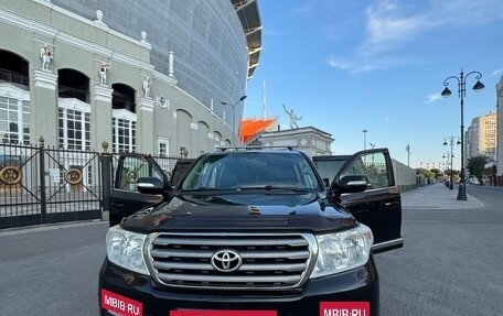 Toyota Land Cruiser 200, 2011 год, 2 900 000 рублей, 2 фотография