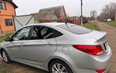 Hyundai Solaris II рестайлинг, 2012 год, 780 000 рублей, 1 фотография