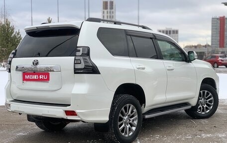 Toyota Land Cruiser Prado 150 рестайлинг 2, 2019 год, 4 999 000 рублей, 10 фотография
