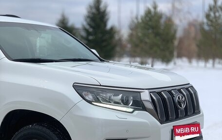 Toyota Land Cruiser Prado 150 рестайлинг 2, 2019 год, 4 999 000 рублей, 13 фотография