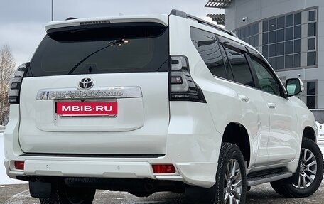 Toyota Land Cruiser Prado 150 рестайлинг 2, 2019 год, 4 999 000 рублей, 9 фотография