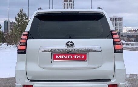 Toyota Land Cruiser Prado 150 рестайлинг 2, 2019 год, 4 999 000 рублей, 8 фотография