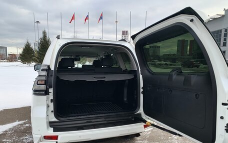 Toyota Land Cruiser Prado 150 рестайлинг 2, 2019 год, 4 999 000 рублей, 37 фотография