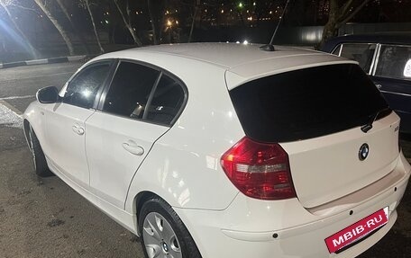 BMW 1 серия, 2011 год, 925 000 рублей, 6 фотография