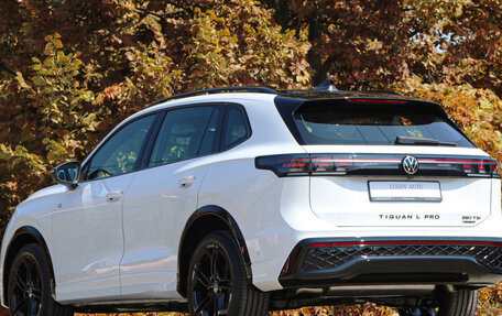 Volkswagen Tiguan, 2025 год, 4 980 000 рублей, 4 фотография