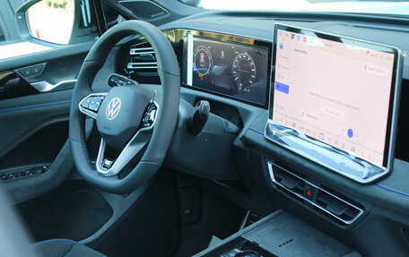 Volkswagen Tiguan, 2025 год, 4 980 000 рублей, 7 фотография