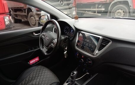 Hyundai Solaris II рестайлинг, 2017 год, 1 500 000 рублей, 8 фотография