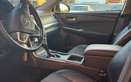 Toyota Camry, 2016 год, 1 399 000 рублей, 6 фотография