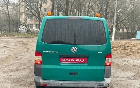Volkswagen Transporter T5 рестайлинг, 2010 год, 990 000 рублей, 3 фотография