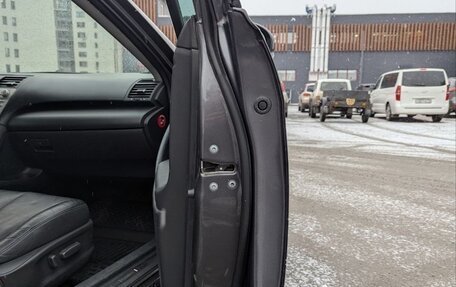 Toyota Camry, 2011 год, 890 000 рублей, 19 фотография