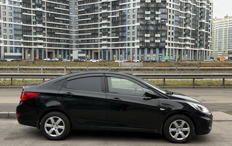 Hyundai Solaris II рестайлинг, 2011 год, 530 000 рублей, 4 фотография
