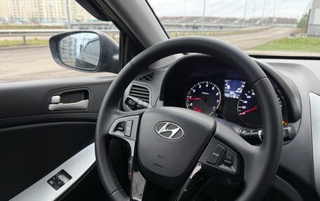 Hyundai Solaris II рестайлинг, 2011 год, 530 000 рублей, 16 фотография