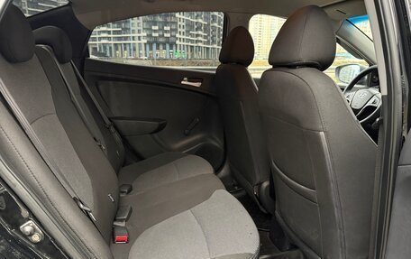 Hyundai Solaris II рестайлинг, 2011 год, 530 000 рублей, 22 фотография