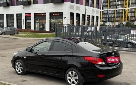 Hyundai Solaris II рестайлинг, 2011 год, 530 000 рублей, 6 фотография