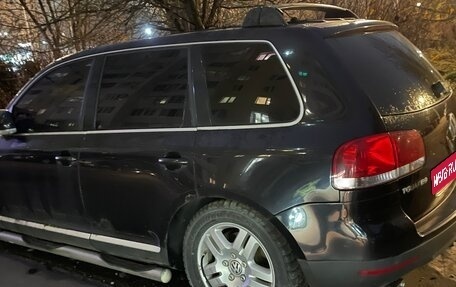 Volkswagen Touareg III, 2003 год, 450 000 рублей, 1 фотография