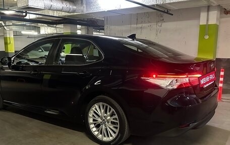 Toyota Camry, 2018 год, 2 599 000 рублей, 7 фотография