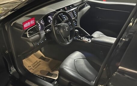 Toyota Camry, 2018 год, 2 599 000 рублей, 13 фотография