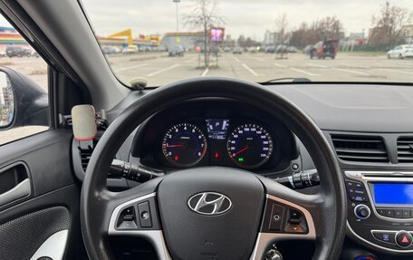 Hyundai Solaris II рестайлинг, 2013 год, 930 000 рублей, 7 фотография