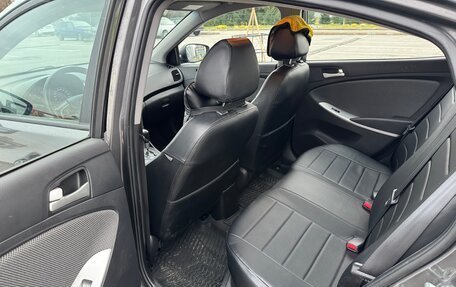 Hyundai Solaris II рестайлинг, 2013 год, 930 000 рублей, 9 фотография